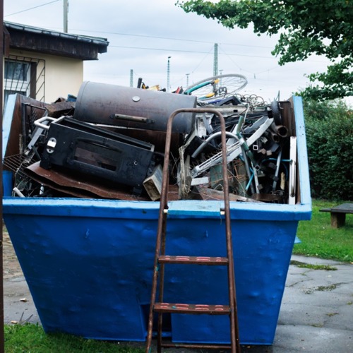 Schrottcontainer ist voll!